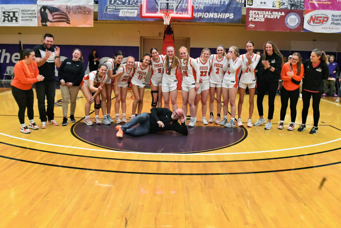 a Silverton Crater 5A Oregon girls basketball final 2024 Leon Neuschwander 77
